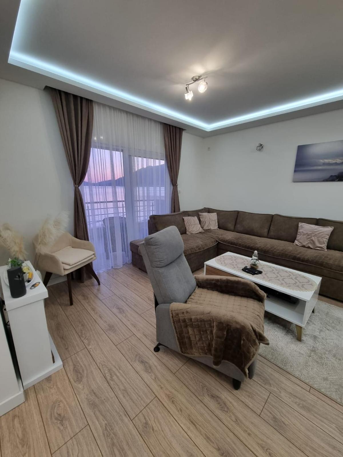 Matkovic Residence Tivat Exterior photo