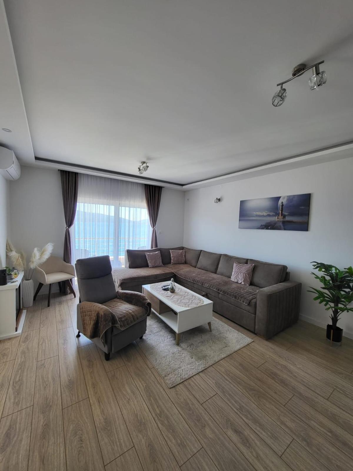 Matkovic Residence Tivat Exterior photo